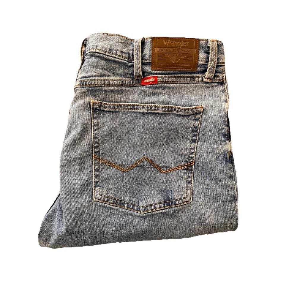 Wrangler Straight Fit Mens Jeans 36x32 Light Wash Premium Denim Pants